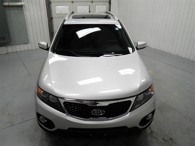 Kia Sorento 2013 photo 4