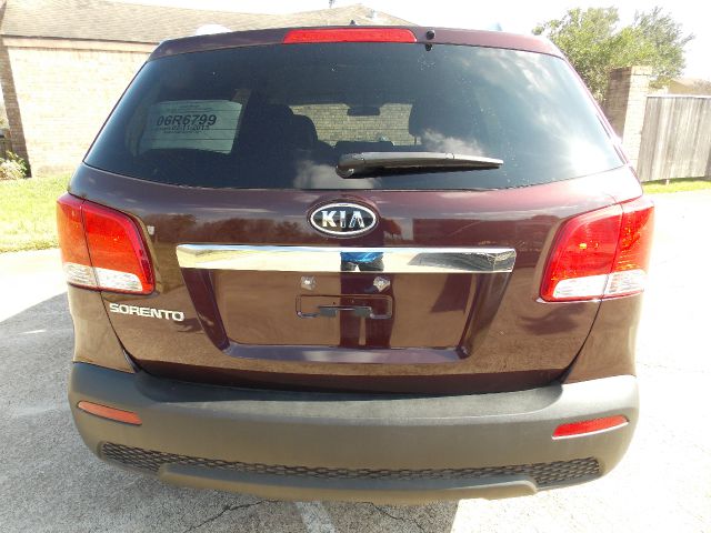 Kia Sorento 2013 photo 32