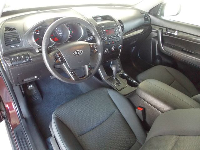 Kia Sorento 2013 photo 52