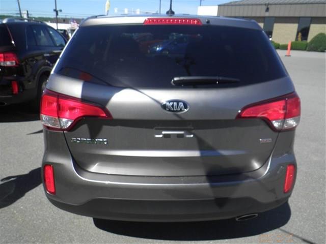 Kia Sorento 2014 photo 2