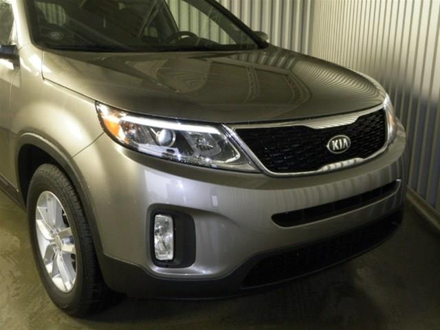 Kia Sorento 2014 photo 2