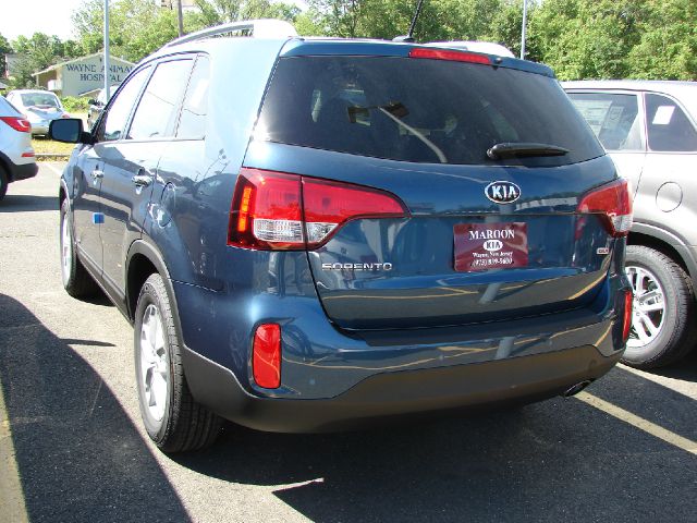 Kia Sorento 2014 photo 2