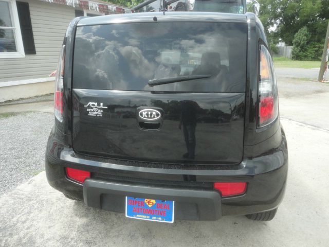 Kia Soul 2010 photo 1