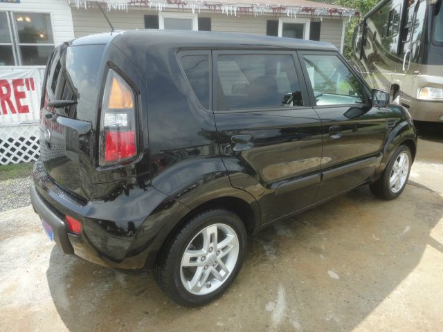 Kia Soul 2010 photo 2