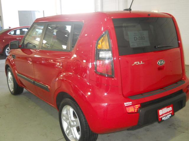 Kia Soul XL Reg Cab SUV