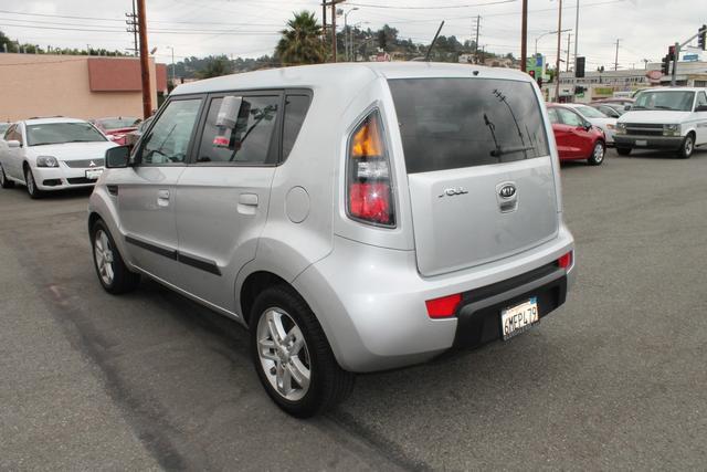 Kia Soul 2010 photo 4