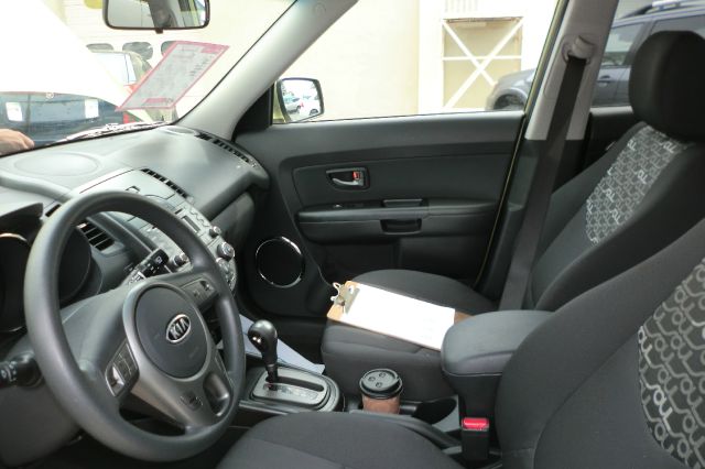 Kia Soul 2010 photo 2