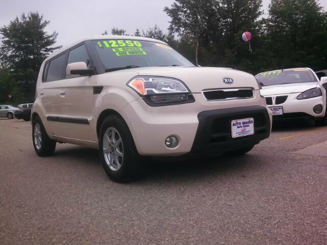 Kia Soul 2010 photo 1