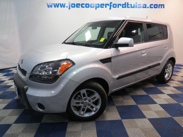 Kia Soul 2010 photo 1