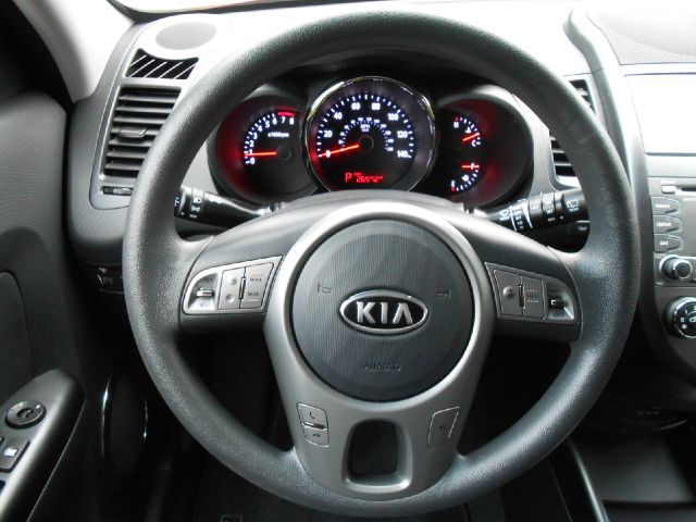 Kia Soul SAND SUV