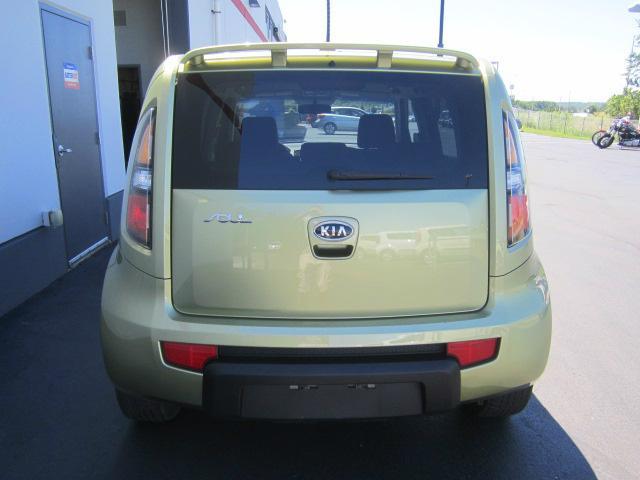 Kia Soul 2010 photo 3