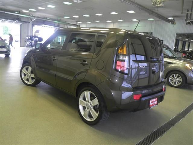 Kia Soul 2011 photo 1