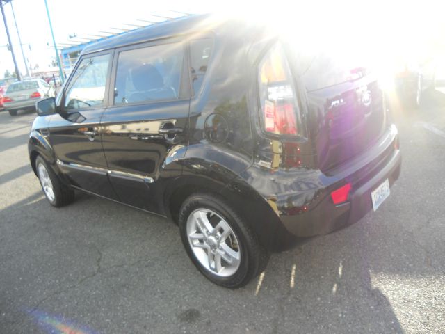 Kia Soul 2011 photo 1