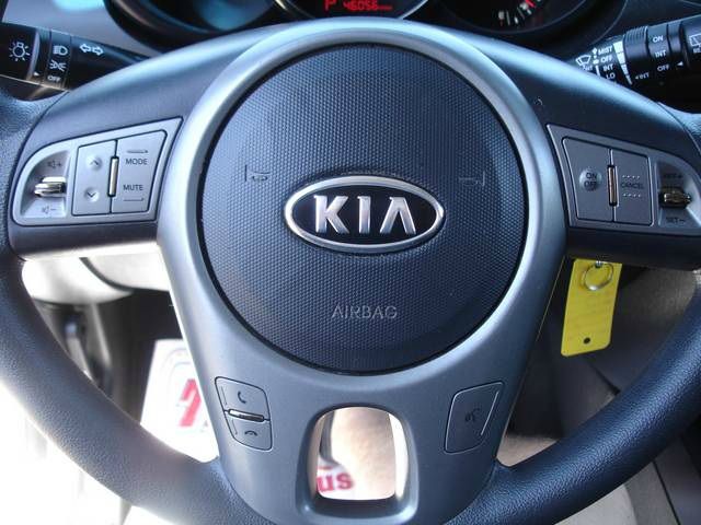 Kia Soul 2011 photo 2