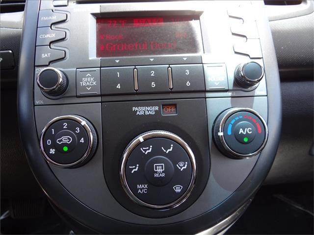 Kia Soul 2011 photo 17