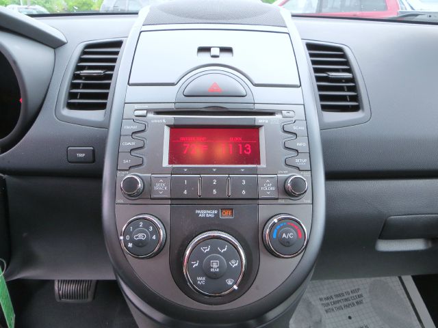 Kia Soul 2011 photo 18