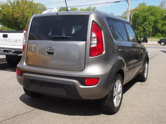 Kia Soul 2012 photo 1