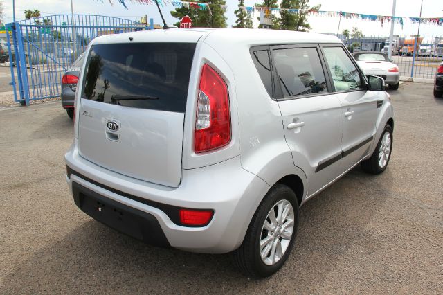 Kia Soul XL Reg Cab SUV