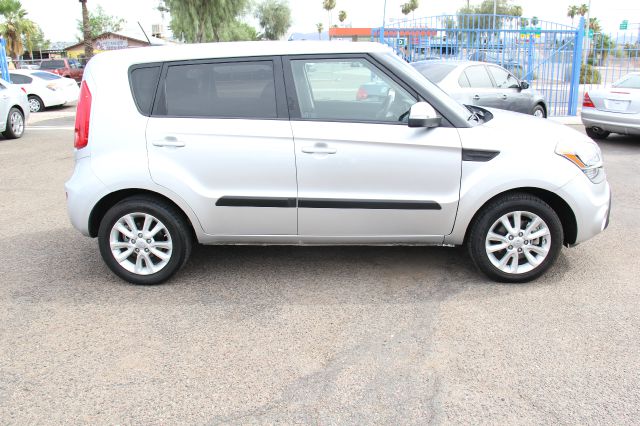 Kia Soul 2012 photo 1