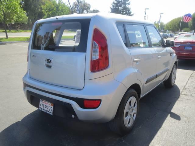 Kia Soul 2012 photo 10