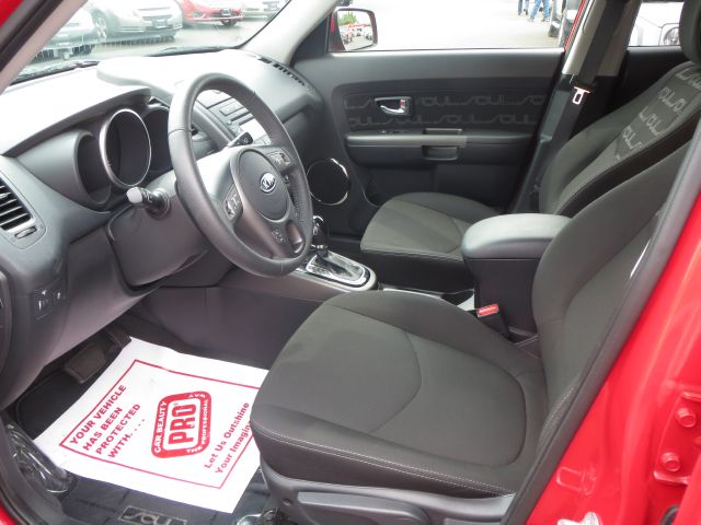 Kia Soul 2012 photo 1