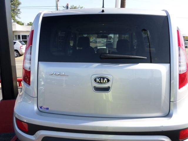 Kia Soul XL Reg Cab SUV