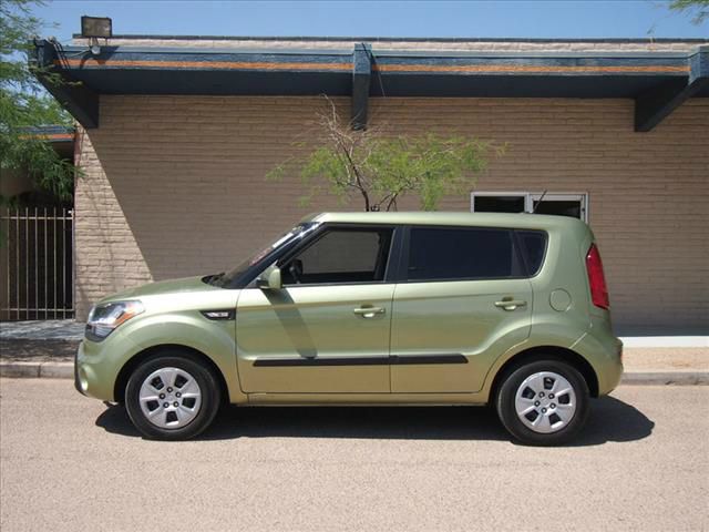 Kia Soul 2012 photo 1