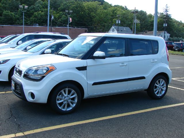 Kia Soul 2013 photo 1