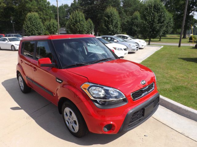 Kia Soul Base SUV