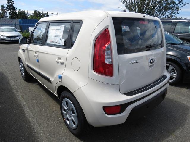 Kia Soul 2013 photo 1