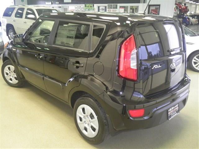 Kia Soul 2013 photo 2