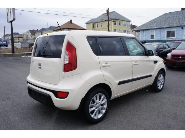 Kia Soul 2013 photo 4