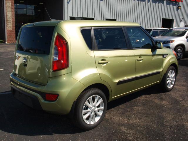 Kia Soul 2013 photo 1