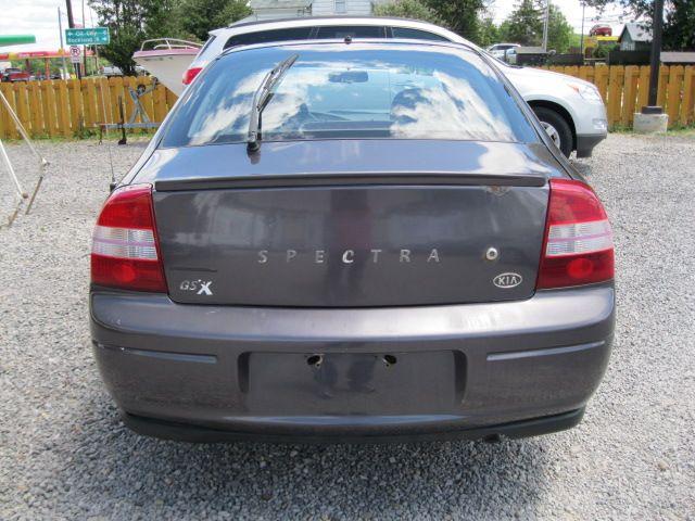 Kia Spectra 2000 photo 3