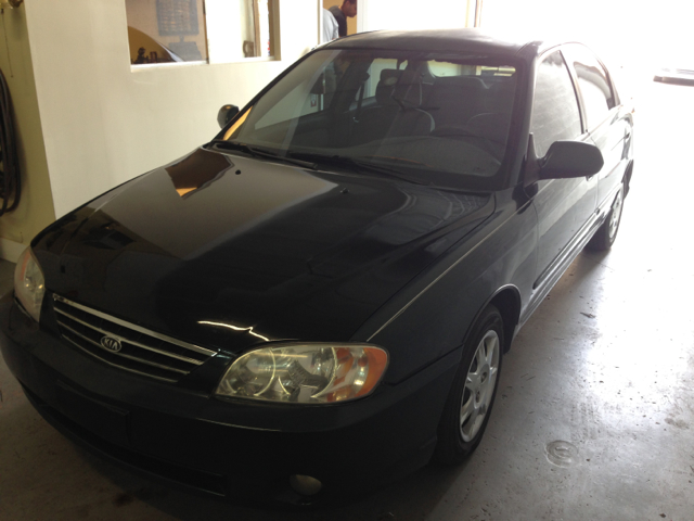 Kia Spectra 2002 photo 4