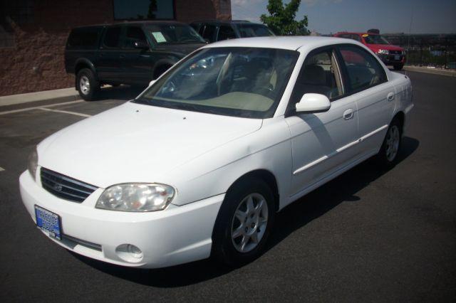 Kia Spectra Touring W/nav.sys Sedan