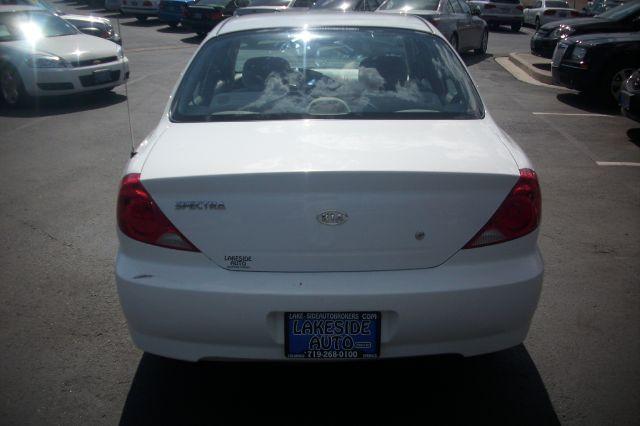 Kia Spectra 2002 photo 5