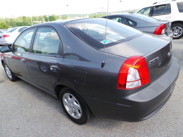 Kia Spectra 2002 photo 3