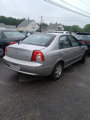 Kia Spectra 2003 photo 1