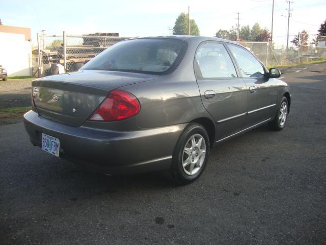 Kia Spectra 2003 photo 2