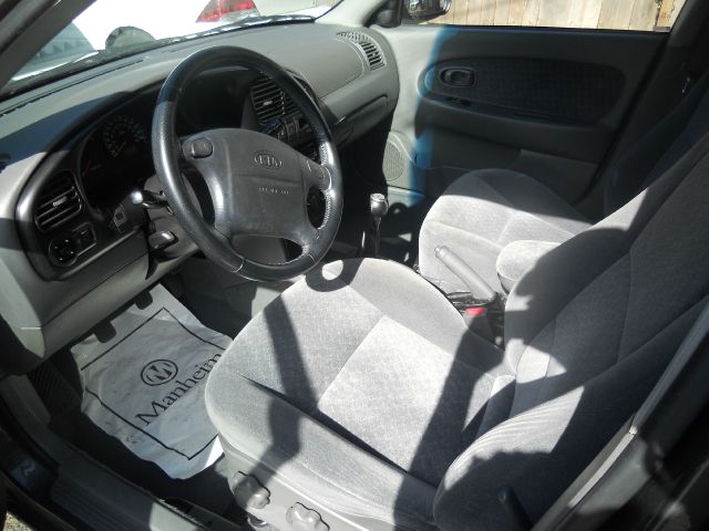 Kia Spectra 2003 photo 6