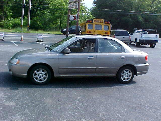 Kia Spectra 2003 photo 3