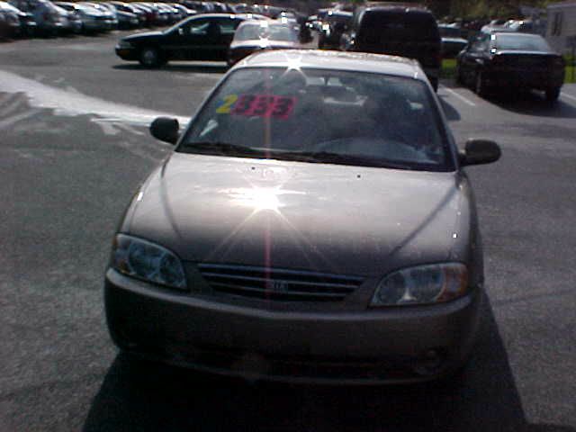 Kia Spectra 2003 photo 4