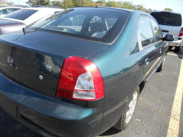 Kia Spectra 2003 photo 3