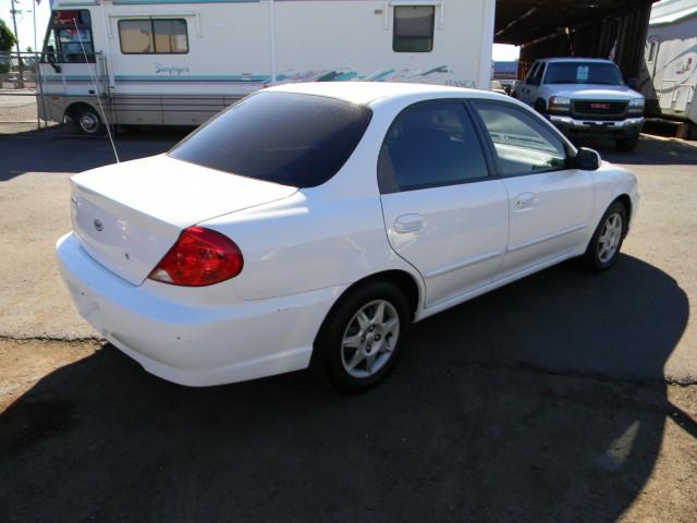 Kia Spectra 2003 photo 3