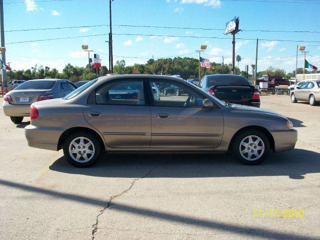 Kia Spectra 2003 photo 3