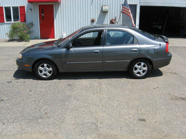 Kia Spectra 2003 photo 3