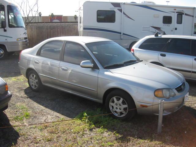 Kia Spectra 2003 photo 1