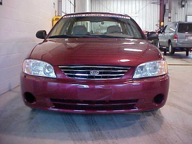 Kia Spectra 2003 photo 1