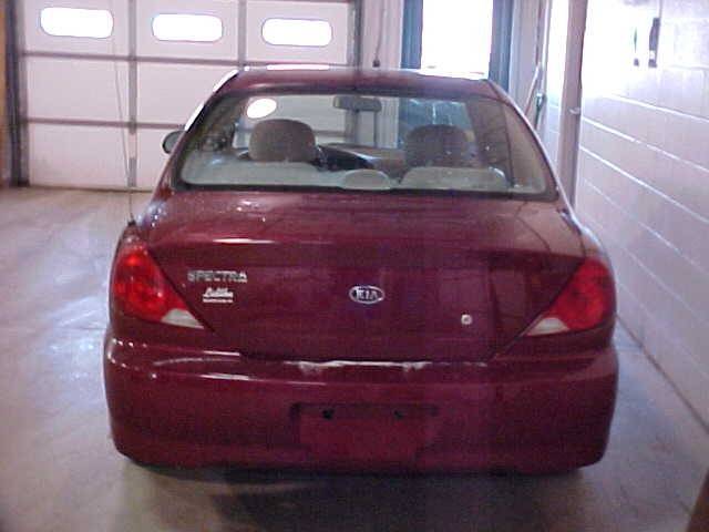 Kia Spectra 2003 photo 4